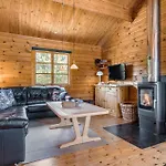 3 Bedroom In Holiday home